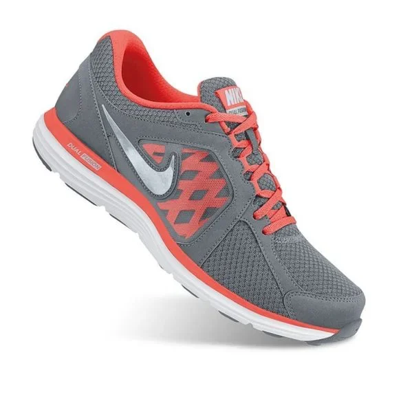 Nike dual fusion st3 new arrivals
